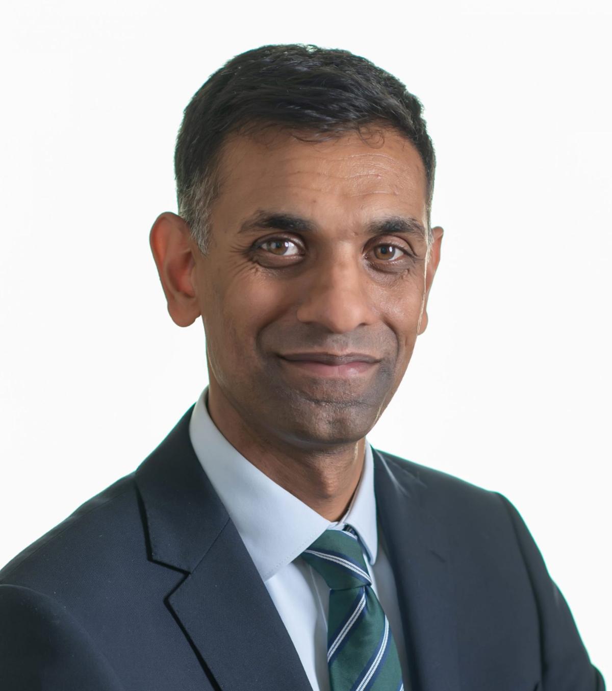 Professor Habib Naqvi MBE